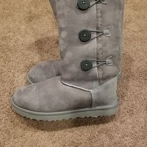 Ugg boots, gray, size 11